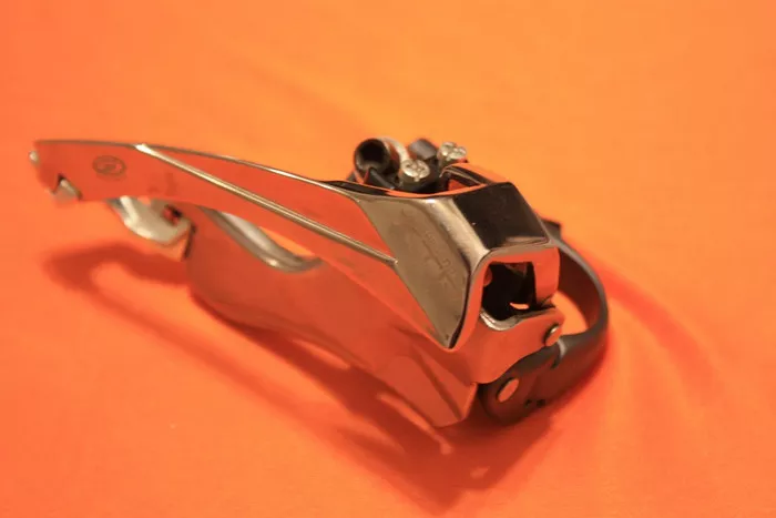 NIB Shimano XTR FD-M952 Front Derailleur: 31.8, Top Swing, Bottom Pull